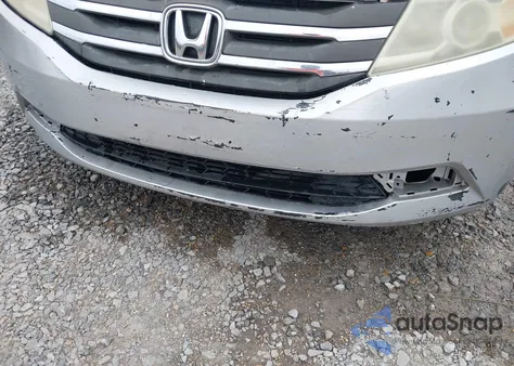 2011 Honda Odyssey Ex-L from USA, damaged, VIN 5FNRL5H61BB041097